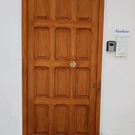 Sarahouse Relax A Due Passi Dal Mare Apartament